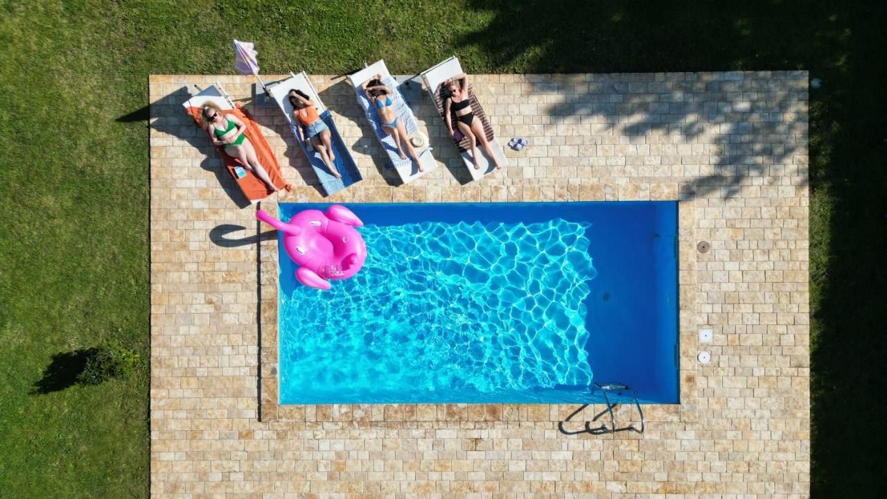 Villa Antonci-18, Pool, 3 Houses, Jacuzzi, Private Territory Antonci  Exterior photo