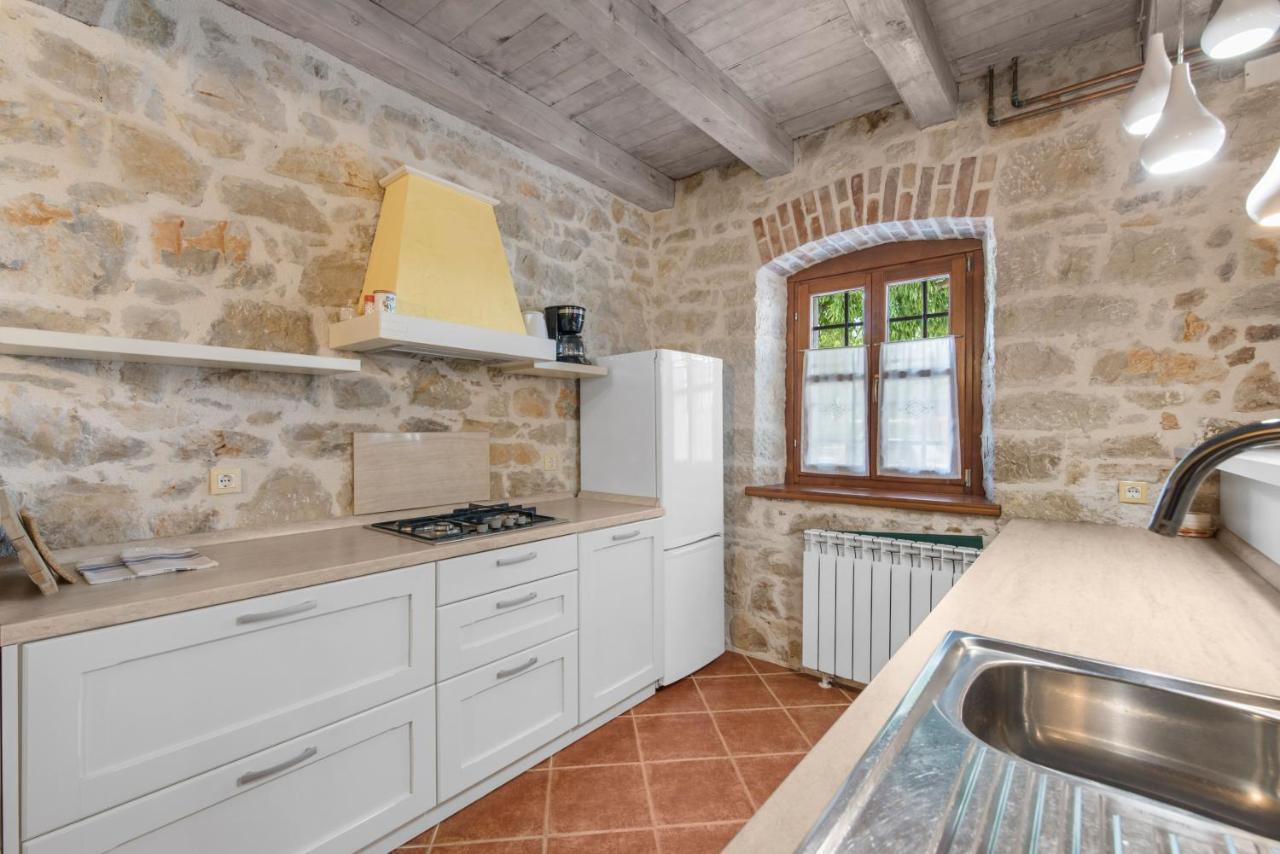 Villa Antonci-18, Pool, 3 Houses, Jacuzzi, Private Territory Antonci  Exterior photo