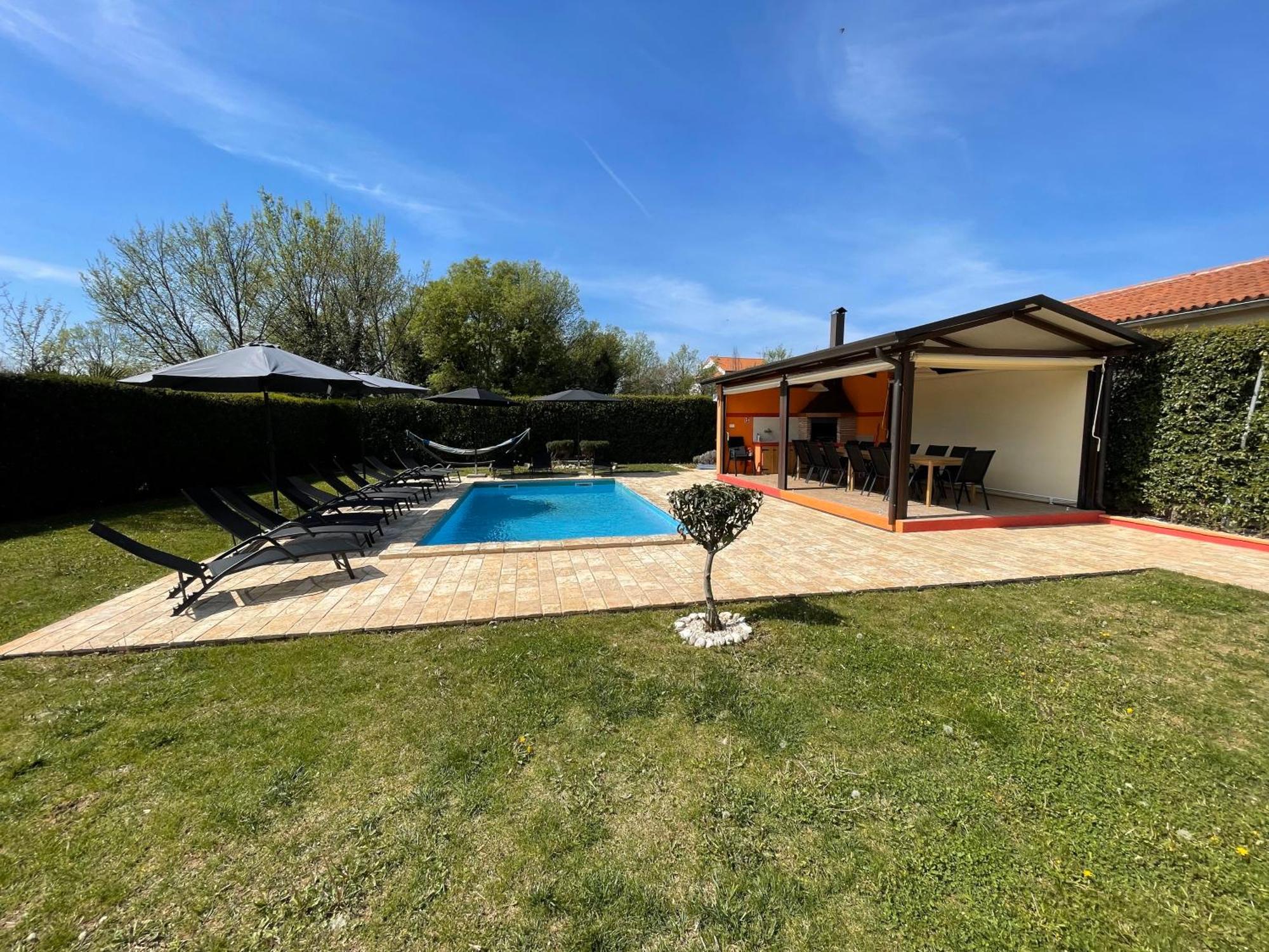 Villa Antonci-18, Pool, 3 Houses, Jacuzzi, Private Territory Antonci  Exterior photo